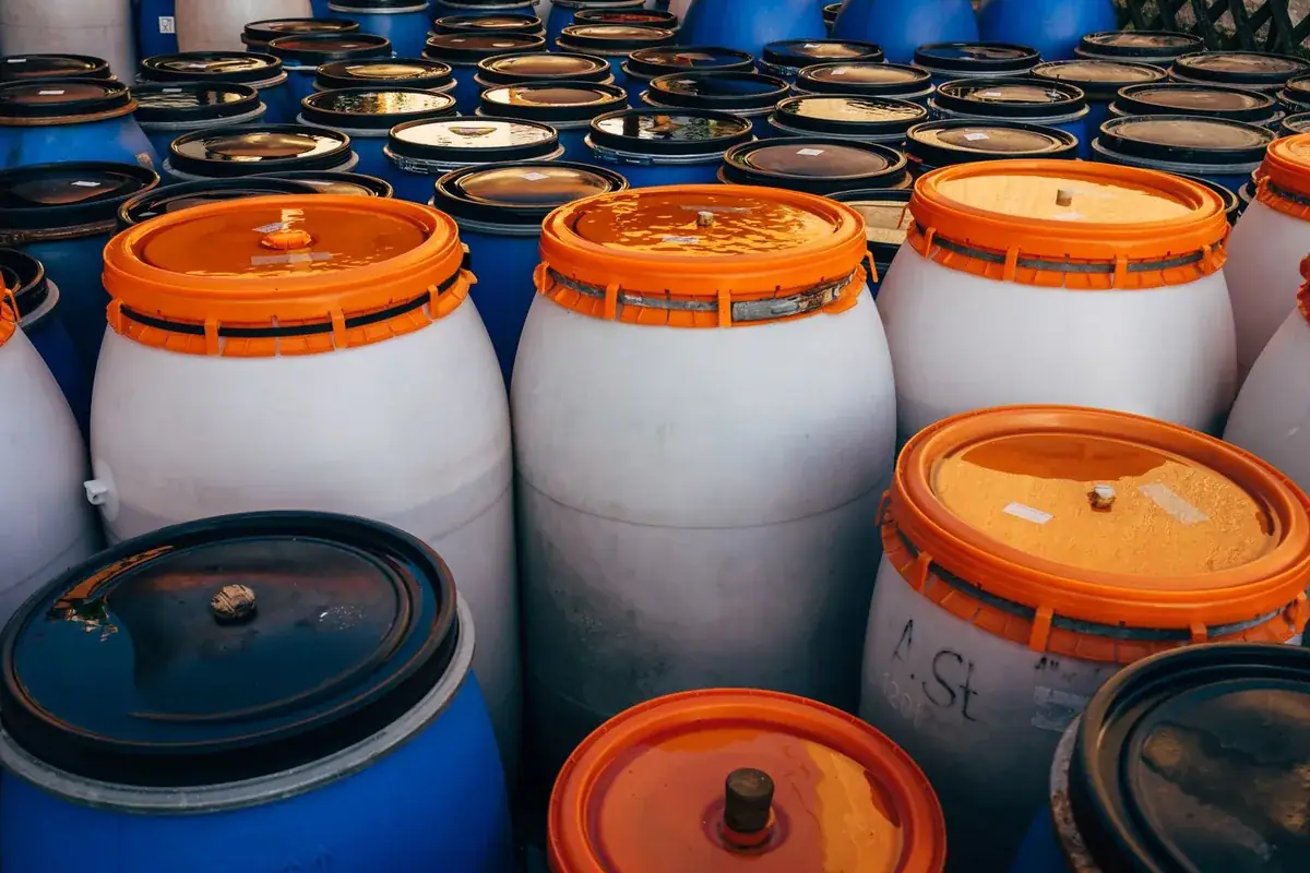Chemical & Toxic Waste Cleanup in St Catherines Gardens, Kansas City, MO